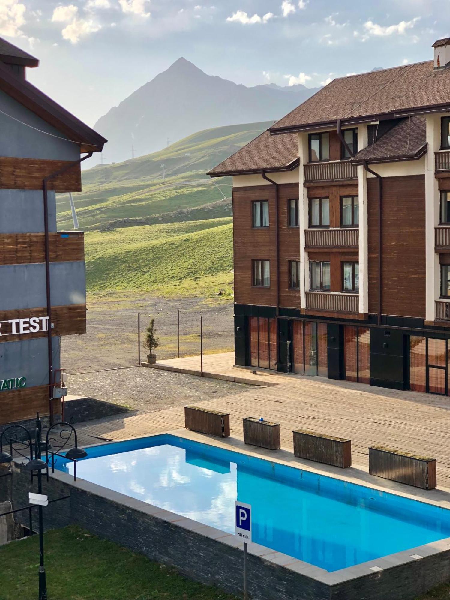 Appartement Gvc New Gudauri Alpic Mountain View Extérieur photo